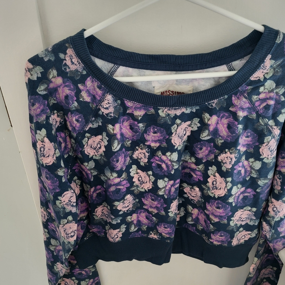 Mossimo Supply Co. Floral Sweatshirt - Navy and Lavender. Size XL